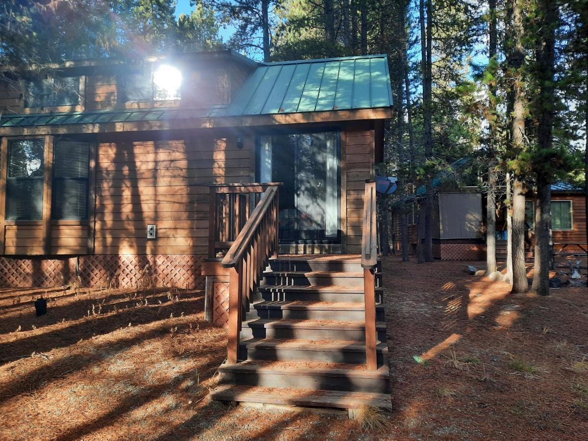 Willamette Pass Inn & Chalets Odell Lake ภายนอก รูปภาพ